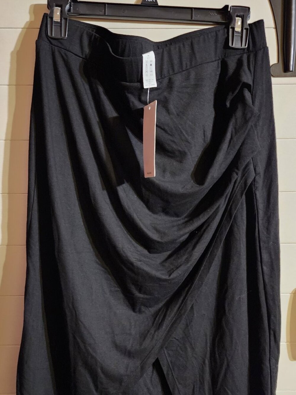 Halara Black Skirt